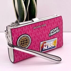 Michael Kors Jet Set Travel DoubleZip 
Signature Logo Wallet Wristlet